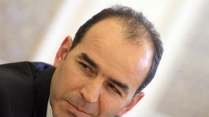 Ще подаде ли оставка Иван Искров