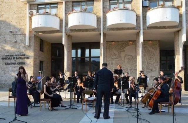 Продължават летните музикални вечери на открито в Благоевград
