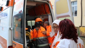 В Трявна се бориха със земетресение и пожар