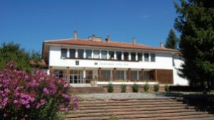 Жители на село Скриняно си искат обратно паметника на Стоян