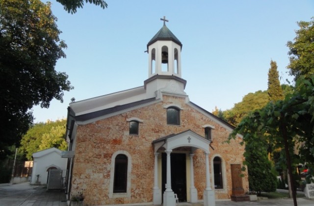 Арменците избират нов архиерей във Варна