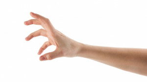 Руснак имплантира в ръката си чип за пътуване