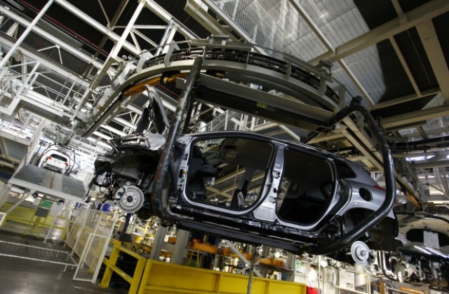 „Пежо-Ситроен” инвестира 557 млн. евро в автомобилен завод в Мароко