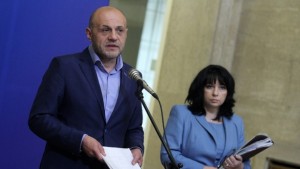 Правителството е против вдигането на цената на тока