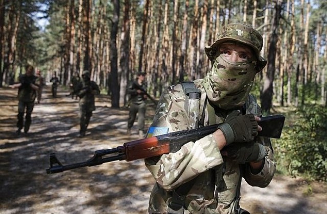 Над 10 000 военни са дезертирали от армията на Украйна