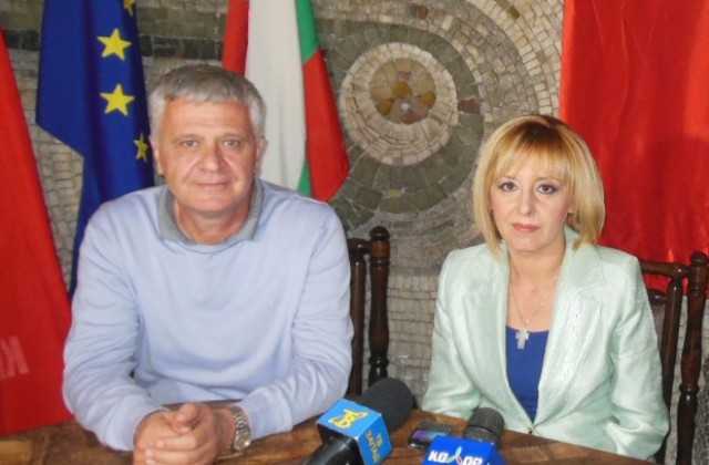 Мая Манолова: Допитването на кмета ще се използва за натиск върху общинските служители