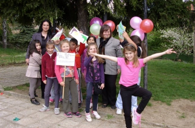 Лятна екобиблиотека за малки и големи поема по своя път във Великотърновско