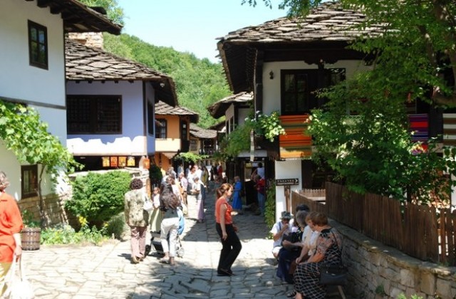 АЕК Етър очаква своя 13-милионен посетител