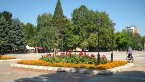 Деца в Монтана се учат на батик