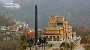 Арт лято кани на Еньовденски игри на 24 и 25