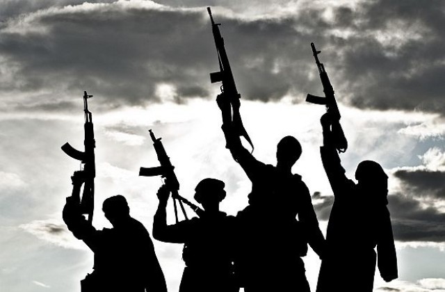 Екстремисти от Ислямска държава са започнали да секат собствени златни монети