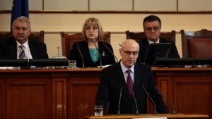 Отлагането на новия ценови модел за тока крие и вреди