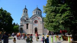 Замкмет поздрави инициативни варненци за строеж на детска площадка СНИМКИ