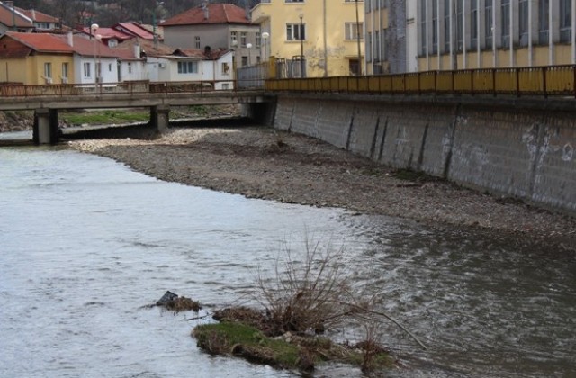 128 503,75 лв. дава фонд Солидарност на Габрово за справяне с щетите от бедствието през юни 2014 г.