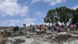 Дипломатическият корпус в България се качва на Перперикон