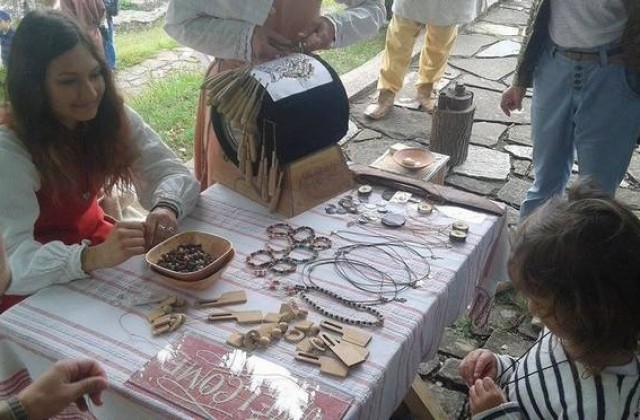 Битът от Средновековието оживя на Царевец (СНИМКИ)