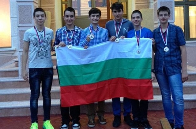 Българските математици донесоха 6 медала от Белград