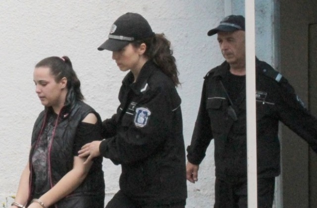 Майката на пребитата 2-годишна Сияна излиза от ареста