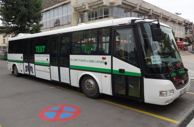 Електробус тестваха в Хасково