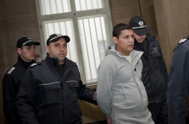 13 години затвор за алжиреца, намушкал продавачка на ул. „Пиротска”
