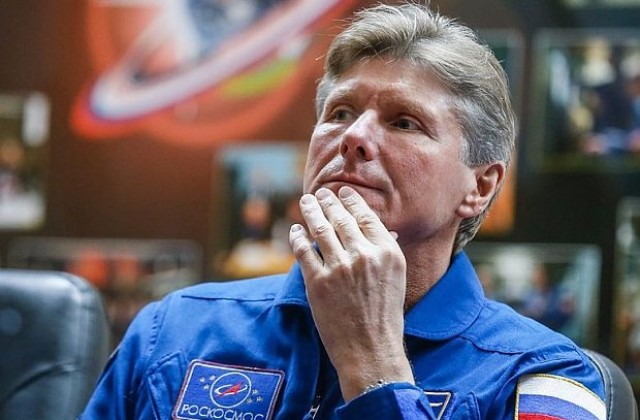 Руски астронавт поставя рекорд по престой в Космоса