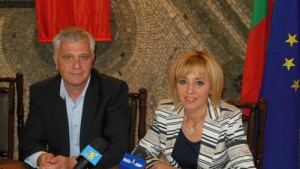 Мая Манолова Местната и централна власт трябва да предприемат действия