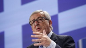 Юнкер с предложение в последния момент за Гърция