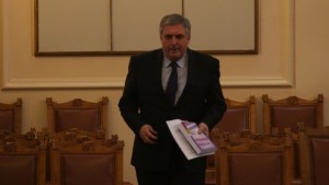 Парламентът одобри еднодневните трудови договори