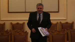 Парламентът одобри еднодневните трудови договори