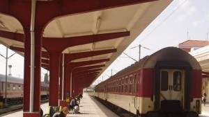 Забравена чанта затвори жп гарата