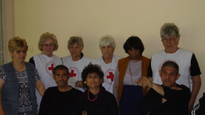 Доброволци на БЧК помагат на хора с увреждания в Могилино