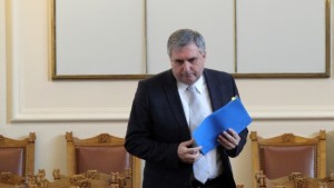 На първо четене реформата Калфин мина успешно в НС