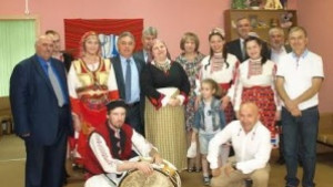 Руски младежи са се посветили на българския фолклор