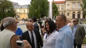 Лиляна Павлова обещава над 2000 сгради да бъдат одобрени за