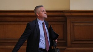 Лукарски Мрачните прогнози за спад на инвестициите се опровергават