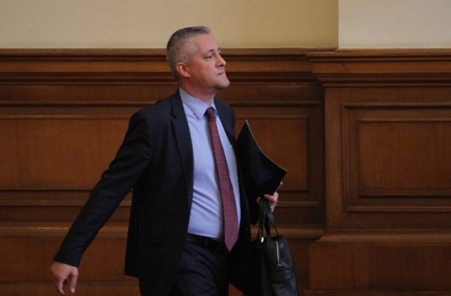 Лукарски: Мрачните прогнози за спад на инвестициите се опровергават