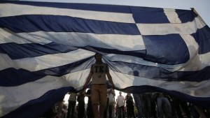 Гърция гласува на референдум