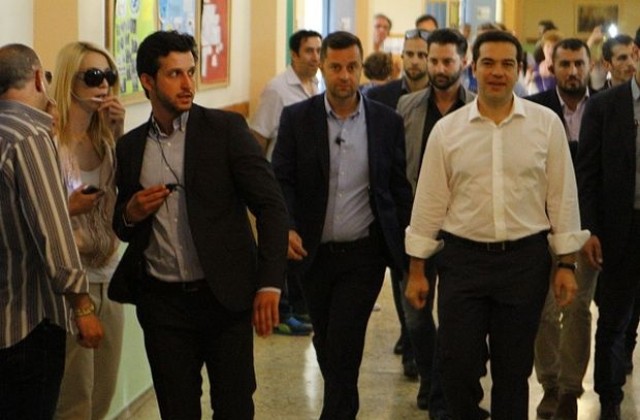 Гръцкото правителство иска спешни преговори с кредиторите