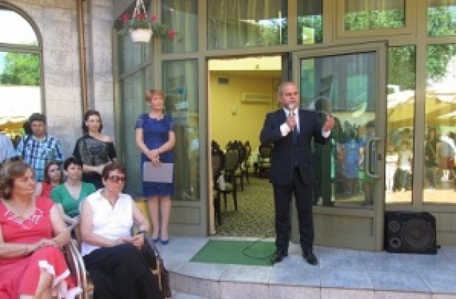 Кметът откри лятната детска академия