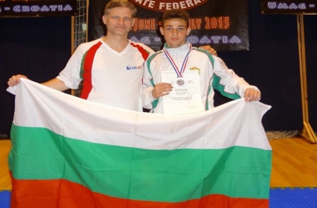 Васил Ривов със сребро от Световна купа