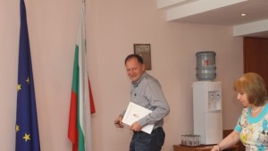 Опозицията иска 5 ДДС за детски храни и памперси