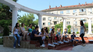 Деца изучават културноисторическото наследство