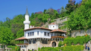 Дворецът в Балчик отваря врати за габровския хумор