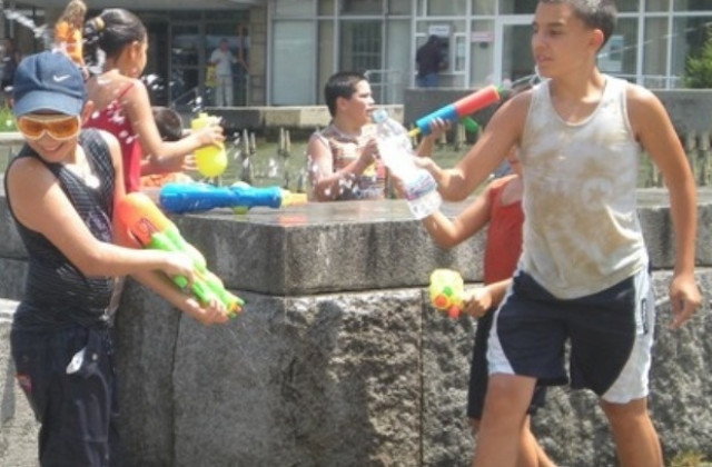 Водни войни ще се водят на поляната в габровското село Поповци