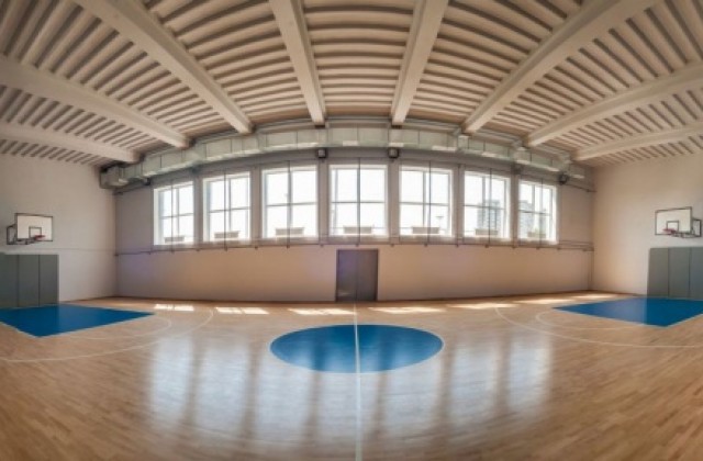 Обновеният спортен комплекс на Русенския университет се открива през септември