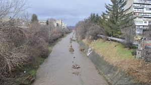 60 безработни ще чистят речните корита в Разградско