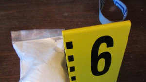 Задържаха трима за производство на наркотици