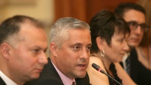 Лукарски Кризата в Гърция засега не се отразява на България