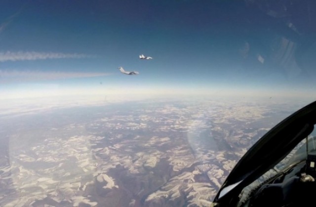 Договор с Полша ни спестява милиони за ремонт на изтребители