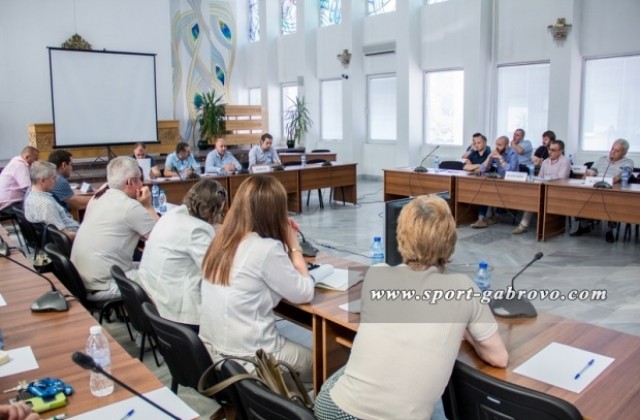 Николай Мънчев представи концепция за футболна академия в Габрово